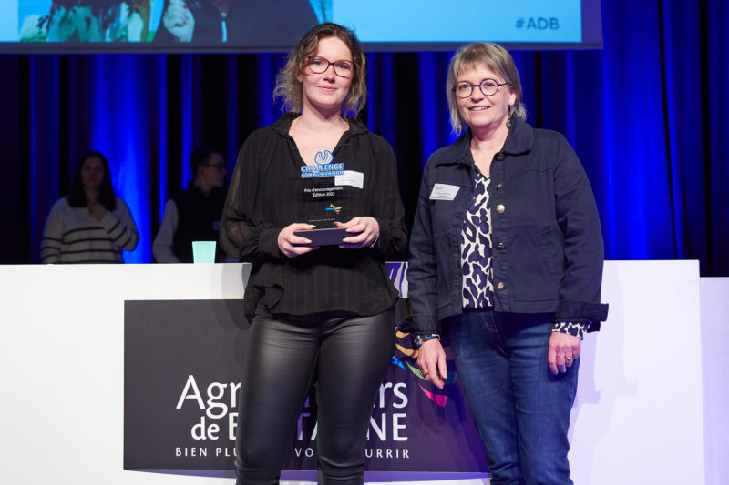 Lauréate dans la catégorie Prix d'encouragement avec Dominique Gautier